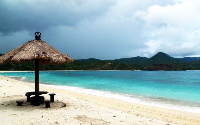 Maluk Beach, Indonesia Travel Guide